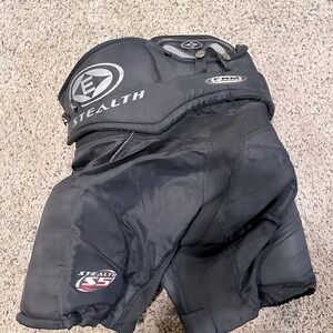 Youth Hockey breezes